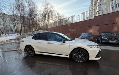 Toyota Camry, 2021 год, 2 650 000 рублей, 7 фотография