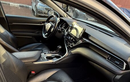 Toyota Camry, 2021 год, 2 650 000 рублей, 20 фотография