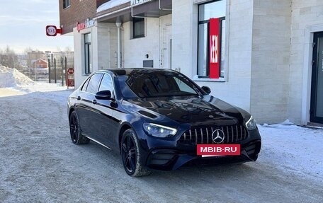 Mercedes-Benz E-Класс, 2019 год, 2 990 000 рублей, 13 фотография