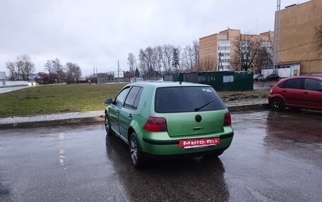 Volkswagen Golf IV, 1998 год, 270 000 рублей, 2 фотография