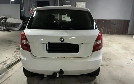 Skoda Fabia II, 2013 год, 300 000 рублей, 2 фотография