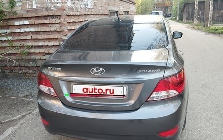 Hyundai Solaris II рестайлинг, 2011 год, 780 000 рублей, 2 фотография