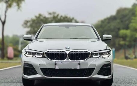 BMW 3 серия, 2023 год, 3 100 000 рублей, 2 фотография