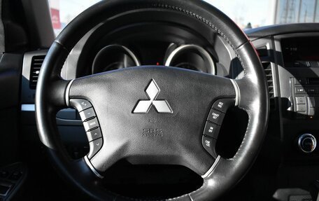 Mitsubishi Pajero IV, 2012 год, 2 149 000 рублей, 18 фотография