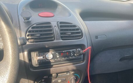 Peugeot 206, 2000 год, 210 000 рублей, 12 фотография