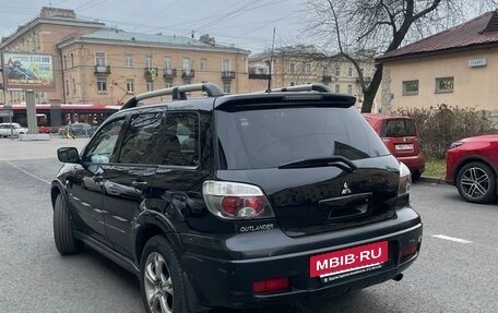 Mitsubishi Outlander III рестайлинг 3, 2006 год, 650 000 рублей, 3 фотография