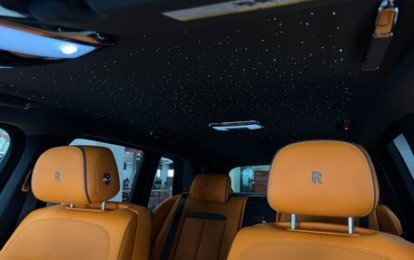 Rolls-Royce Cullinan, 2023 год, 47 000 000 рублей, 11 фотография