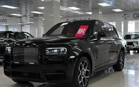 Rolls-Royce Cullinan, 2023 год, 47 000 000 рублей, 2 фотография