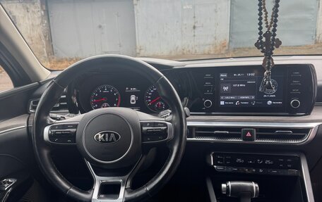 KIA K5, 2021 год, 2 750 000 рублей, 15 фотография