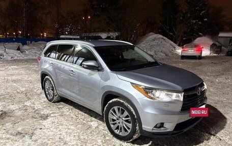 Toyota Highlander III, 2014 год, 2 300 000 рублей, 3 фотография