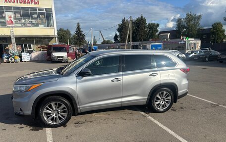 Toyota Highlander III, 2014 год, 2 300 000 рублей, 6 фотография