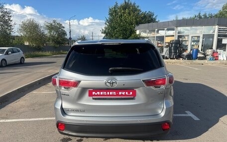 Toyota Highlander III, 2014 год, 2 300 000 рублей, 13 фотография