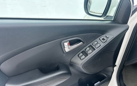 Hyundai ix35 I рестайлинг, 2013 год, 1 290 000 рублей, 15 фотография