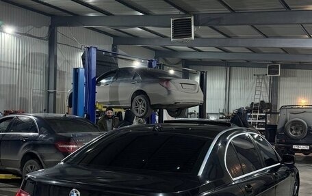 BMW 7 серия, 2005 год, 1 300 000 рублей, 3 фотография