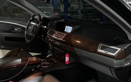 BMW 7 серия, 2005 год, 1 300 000 рублей, 10 фотография