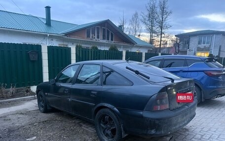 Opel Vectra B рестайлинг, 1997 год, 125 000 рублей, 4 фотография