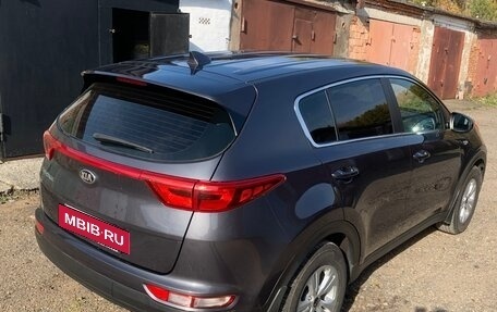 KIA Sportage IV рестайлинг, 2017 год, 1 850 000 рублей, 10 фотография