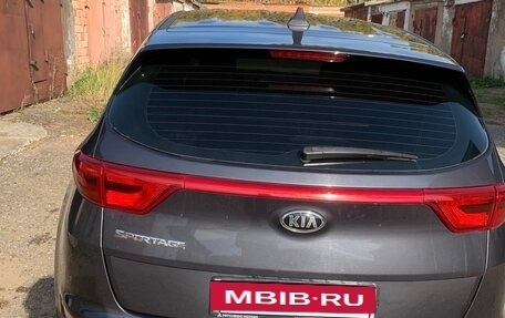 KIA Sportage IV рестайлинг, 2017 год, 1 850 000 рублей, 4 фотография