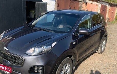 KIA Sportage IV рестайлинг, 2017 год, 1 850 000 рублей, 2 фотография