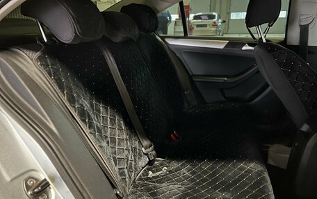 Volkswagen Jetta VI, 2012 год, 1 050 000 рублей, 17 фотография