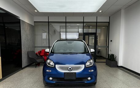 Smart Forfour II, 2016 год, 900 000 рублей, 2 фотография