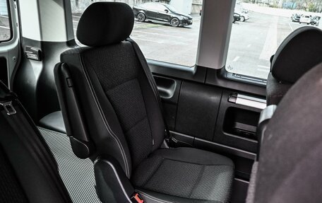 Volkswagen Multivan T6 рестайлинг, 2019 год, 4 254 000 рублей, 7 фотография