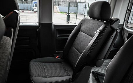 Volkswagen Multivan T6 рестайлинг, 2019 год, 4 254 000 рублей, 10 фотография