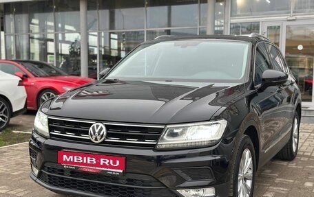 Volkswagen Tiguan II, 2017 год, 1 950 000 рублей, 2 фотография