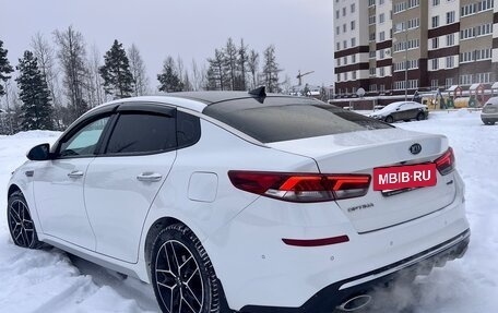 KIA Optima IV, 2018 год, 2 200 000 рублей, 8 фотография