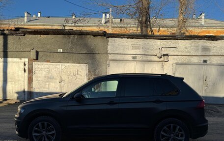 Volkswagen Tiguan II, 2017 год, 2 250 000 рублей, 3 фотография