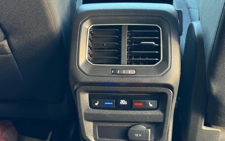 Volkswagen Tiguan II, 2017 год, 2 250 000 рублей, 14 фотография