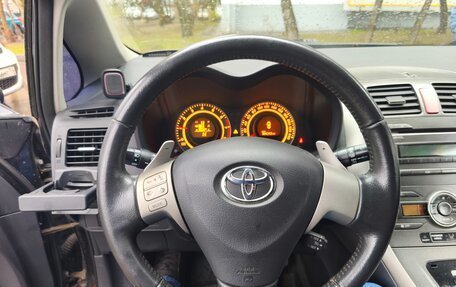 Toyota Auris II, 2007 год, 900 000 рублей, 5 фотография