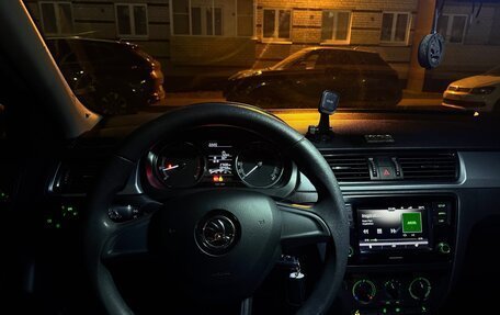 Skoda Rapid I, 2018 год, 1 200 000 рублей, 5 фотография