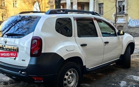 Renault Duster I рестайлинг, 2016 год, 1 050 000 рублей, 4 фотография