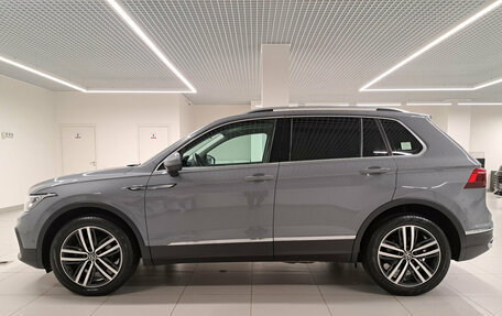 Volkswagen Tiguan II, 2021 год, 3 750 000 рублей, 10 фотография
