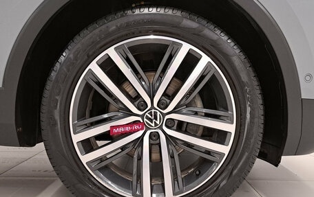 Volkswagen Tiguan II, 2021 год, 3 750 000 рублей, 22 фотография