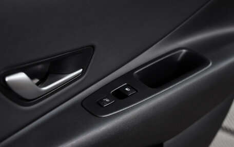 Hyundai Elantra, 2021 год, 2 490 000 рублей, 22 фотография