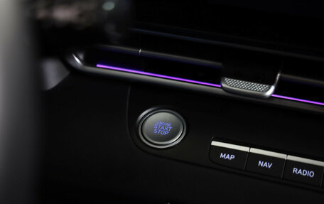 Hyundai Elantra, 2021 год, 2 490 000 рублей, 17 фотография