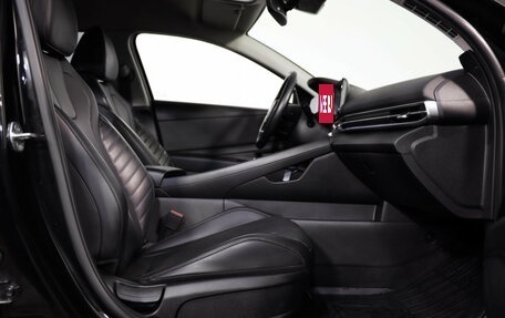 Hyundai Elantra, 2021 год, 2 490 000 рублей, 25 фотография
