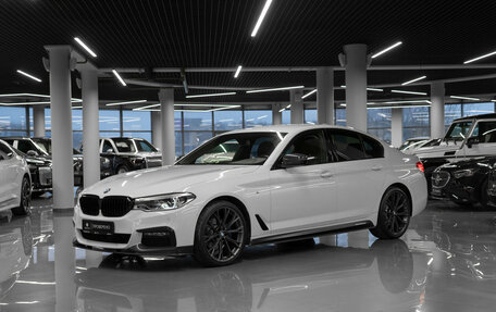 BMW 5 серия, 2019 год, 4 040 000 рублей, 1 фотография