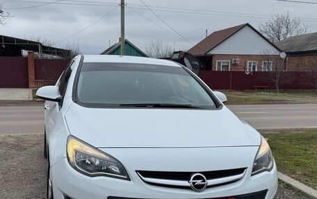 Opel Astra J, 2013 год, 950 000 рублей, 2 фотография