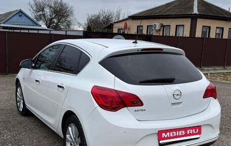 Opel Astra J, 2013 год, 950 000 рублей, 9 фотография