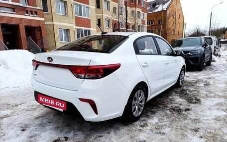 KIA Rio IV, 2017 год, 1 100 000 рублей, 5 фотография