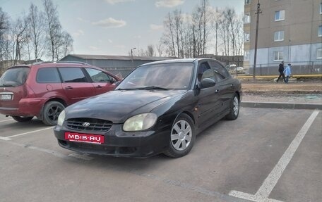 Hyundai Sonata IV рестайлинг, 2000 год, 145 000 рублей, 2 фотография