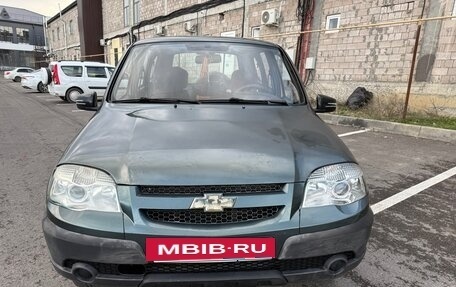 Chevrolet Niva I рестайлинг, 2012 год, 420 000 рублей, 2 фотография
