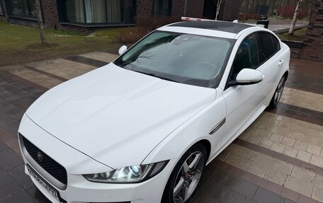Jaguar XE I рестайлинг, 2018 год, 2 250 000 рублей, 3 фотография