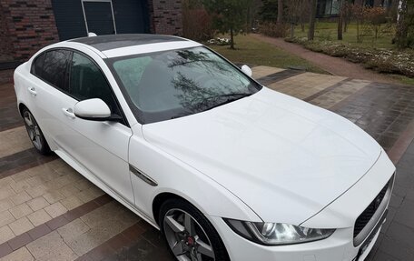 Jaguar XE I рестайлинг, 2018 год, 2 250 000 рублей, 5 фотография