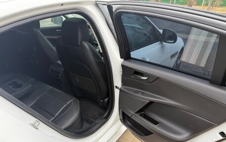 Jaguar XE I рестайлинг, 2018 год, 2 250 000 рублей, 17 фотография