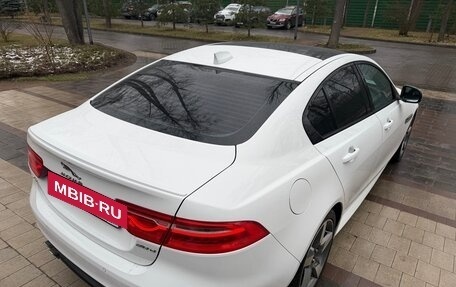 Jaguar XE I рестайлинг, 2018 год, 2 250 000 рублей, 10 фотография