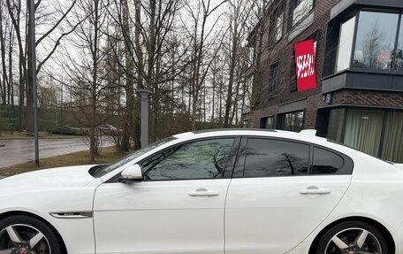 Jaguar XE I рестайлинг, 2018 год, 2 250 000 рублей, 7 фотография